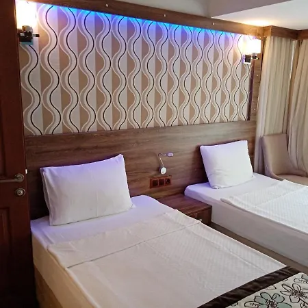 Dolphin Apartahotel Sarigerme