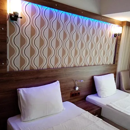 Dolphin 3* Sarigerme