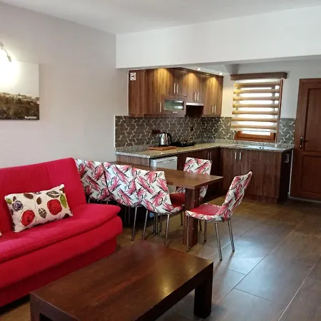 Apartahotel Dolphin 3*