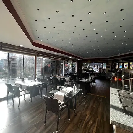 Aparthotel Dolphin 3*