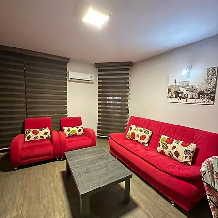 Dolphin Aparthotel 3*
