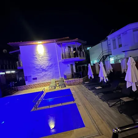 Dolphin Aparthotel Sarigerme