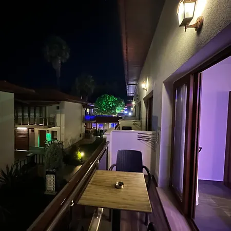 Aparthotel Dolphin 3*