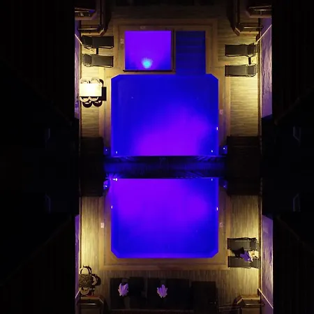 Aparthotel Dolphin 3*
