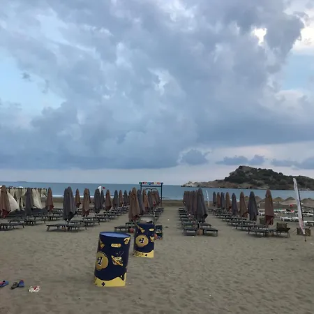 Dolphin Apartahotel Sarigerme