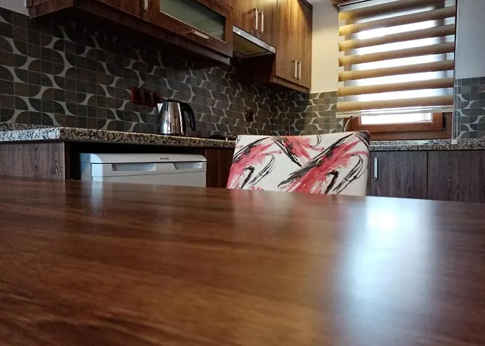 Dolphin Aparthotel 3*