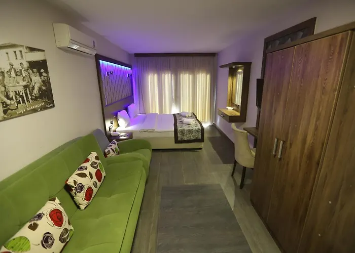 Dolphin Aparthotel Sarigerme