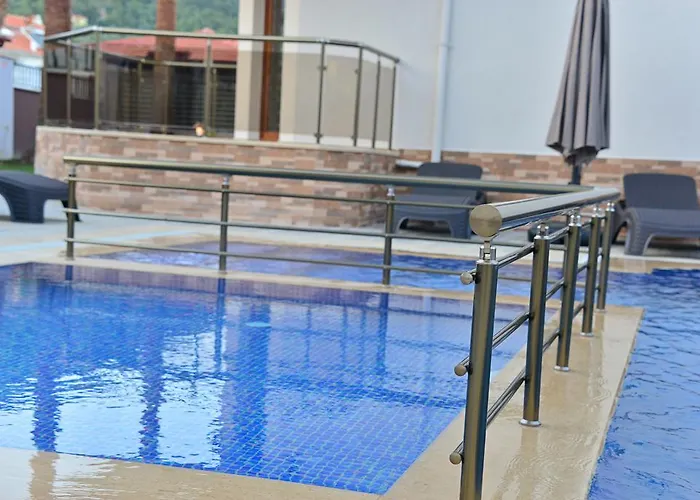 Aparthotel Dolphin 3*