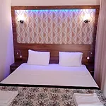 Dolphin Apartmanhotel Sarigerme