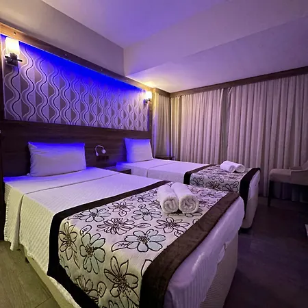 Dolphin Apart Otel