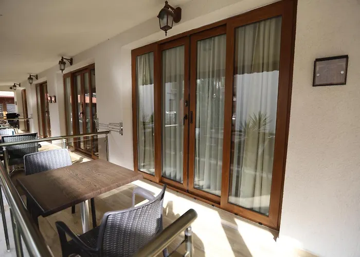 Dolphin Апарт-отель